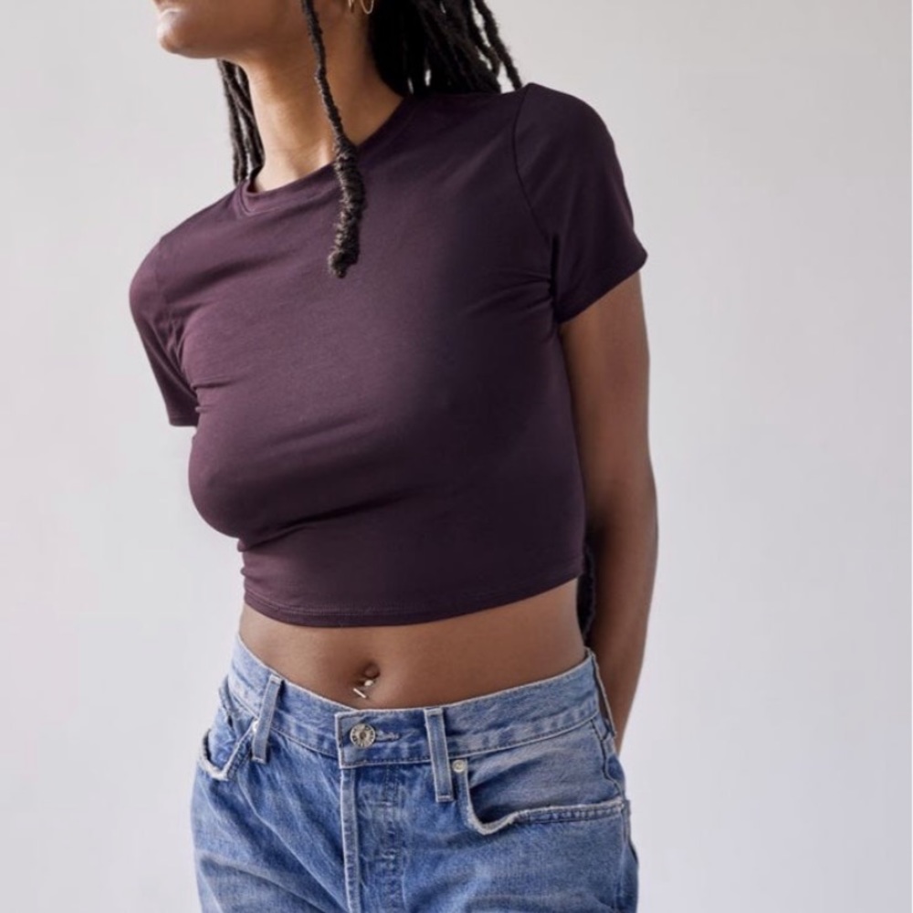urban outfitters baby tee